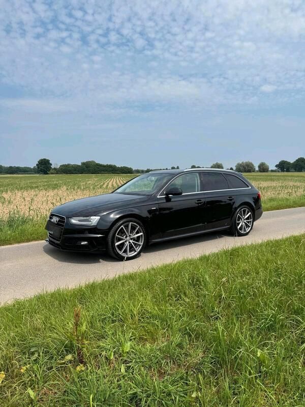 Schwarz Gebraucht 2014 Audi A4 S-Line Kombi | 17.250 € (Etwas zu teuer) - Bild 1/4