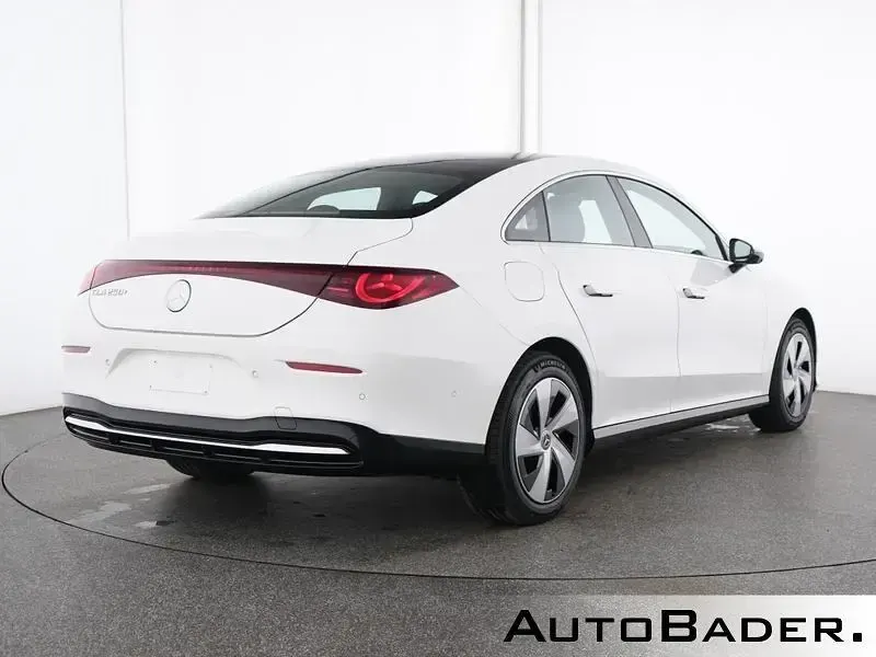Gebraucht Mercedes CLA 250+ 200 kW (272 PS) 2025 Weiß Limousine
