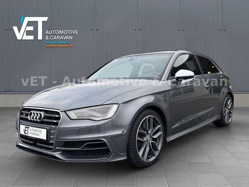 Grau Gebraucht 2013 Audi S3 Sport Limousine | 22.450 € (Fairer Preis) - Bild 1/4