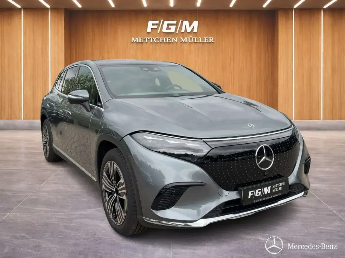 Gebraucht Mercedes EQS450+ 264 kW (360 PS) 2023 Selenitgrau SUV