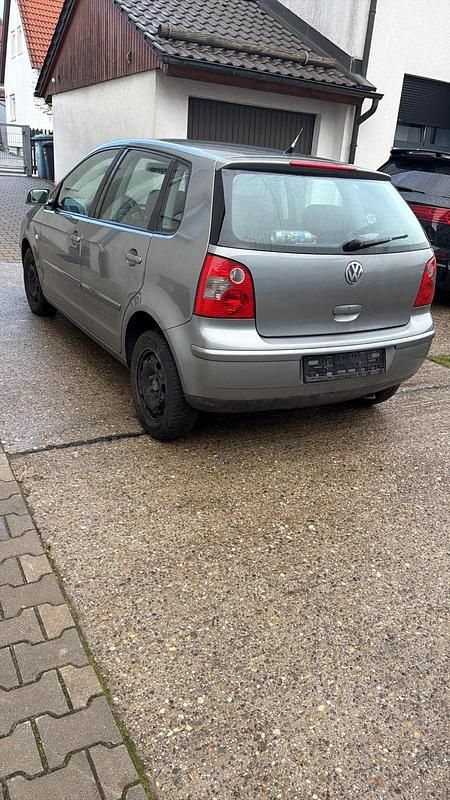 Gebraucht VW Polo 75 PS (55 kW) 2005 Grau Kleinwagen