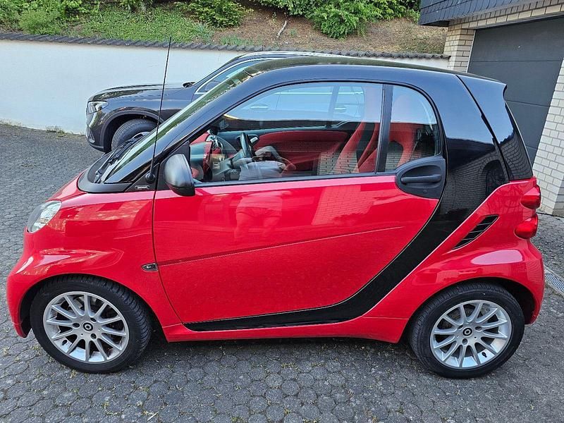 Gebraucht 2011 Smart ForTwo Coupé Kleinwagen | 4.250 € (Fairer Preis) - Bild 1/4