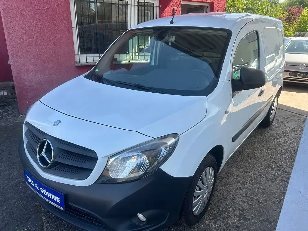 Gebraucht Mercedes Citan 109 90 PS (66 kW) 2019 Weiß Van / Kleinbus