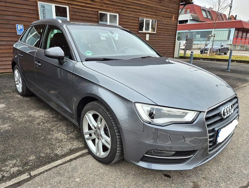 Gebraucht Audi A3 110 PS (80 kW) 2016 Grau Kombi