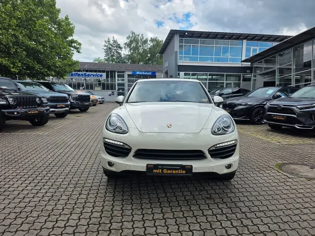 Gebraucht Porsche Cayenne 333 PS (244 kW) 2011 Weiß SUV