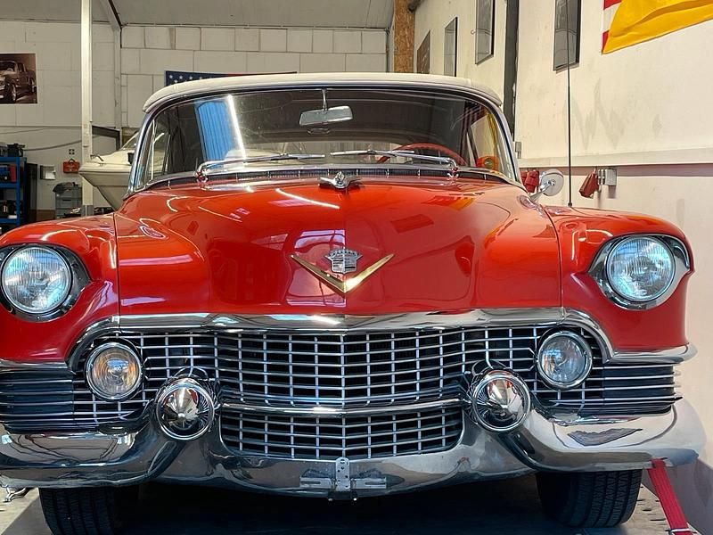 Rot Gebraucht 1954 Cadillac Serie 62 Cabrio | 100.000 € - Bild 1/4
