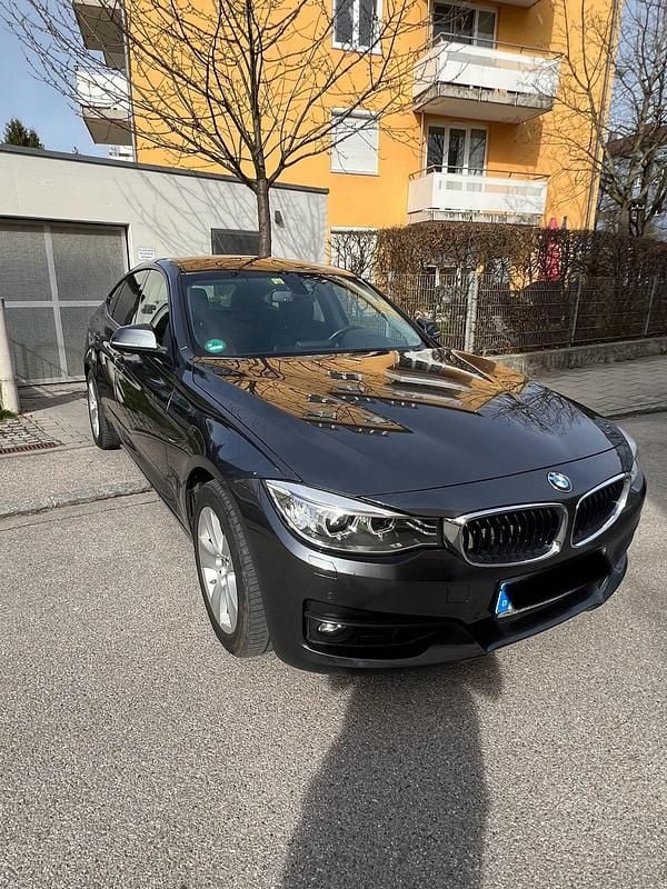 Gebraucht BMW 320 Gran Turismo 190 PS (139 kW) 2014 Grau Limousine