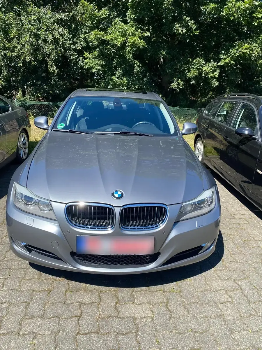 Occasion BMW 320 170 ch (125 kW) 2011 Gris Berline