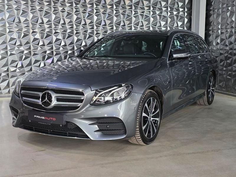 Gebraucht Mercedes E300 AMG 194 PS (142 kW) 2019 Grau Limousine