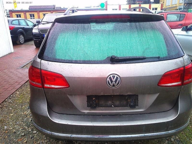 Gebraucht VW Passat R-line BlueMotion 170 PS (125 kW) 2011 Kombi