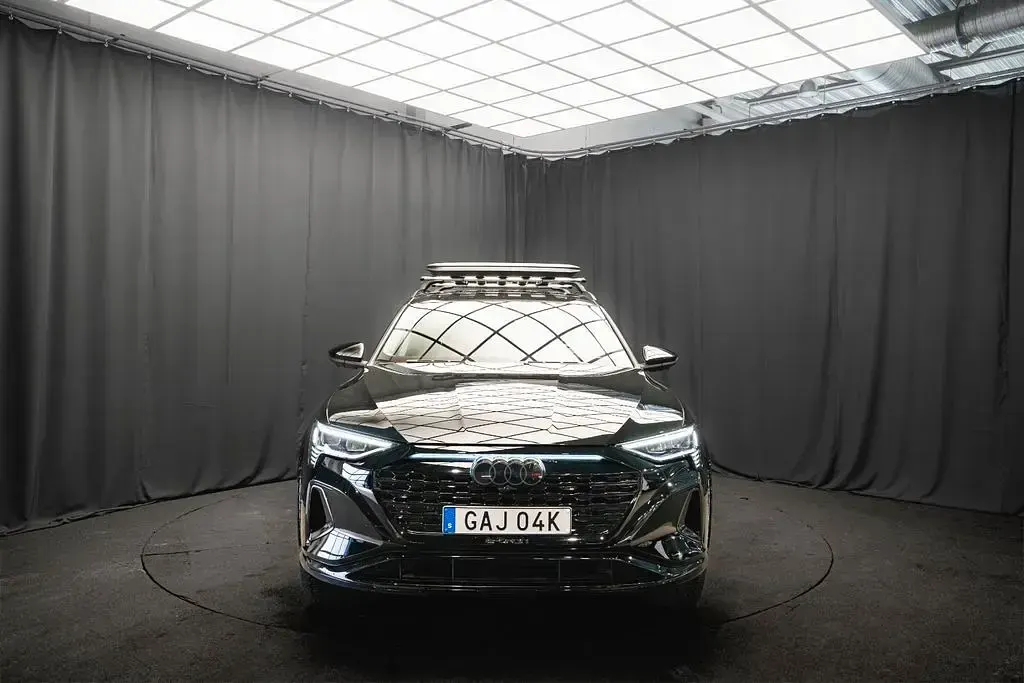 Gebraucht Audi Q8 e-tron Sport 300 kW (408 PS) 2025 Schwarz SUV