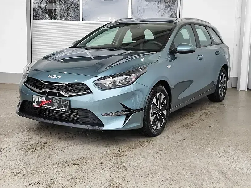 Neu Kia Ceed Sportswagon 140 PS (102 kW) 2026 Yucca steel grey Kombi