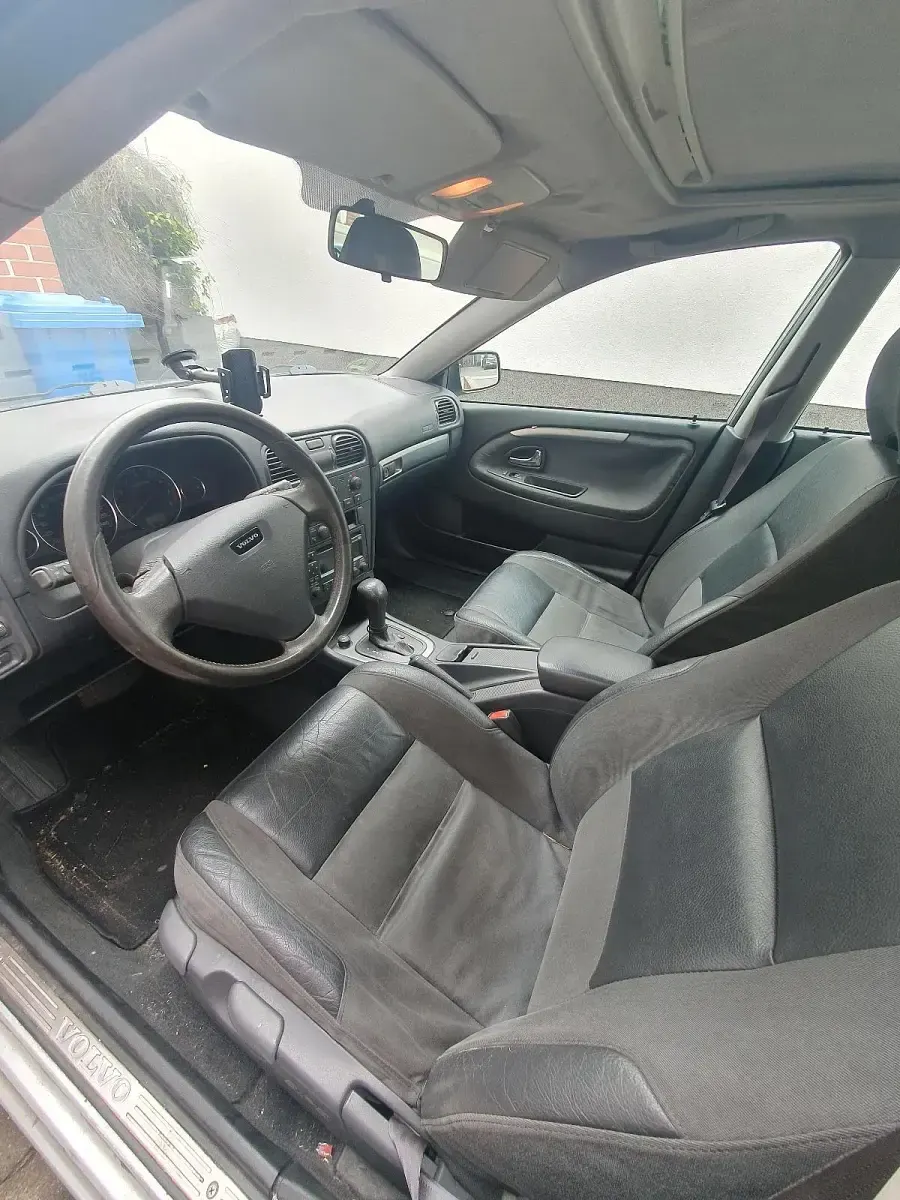 Gebraucht Volvo V40 136 PS (100 kW) 2003 Silber Kombi