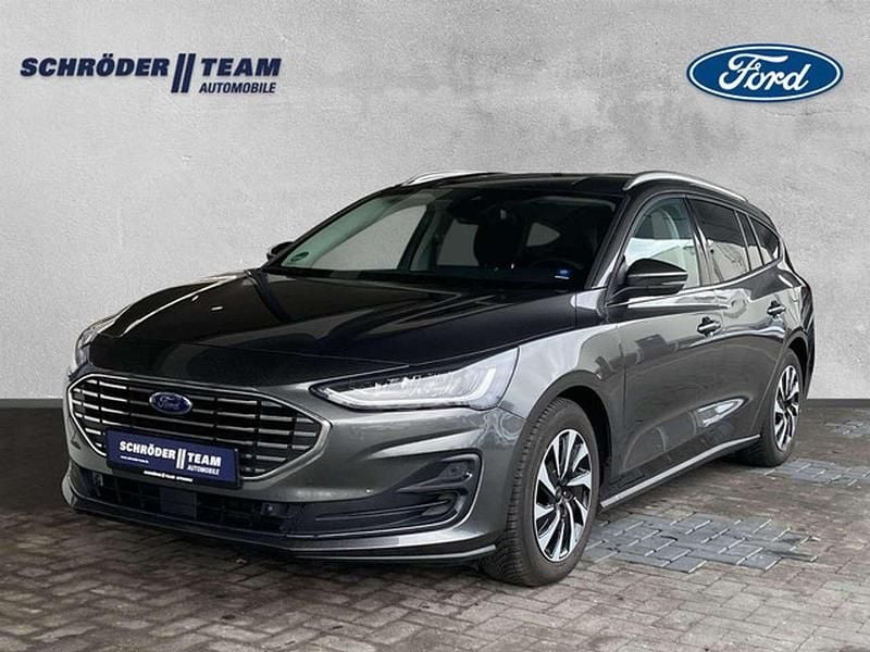 Gebraucht Ford Focus Titanium 116 PS (85 kW) 2025 Grau Kombi