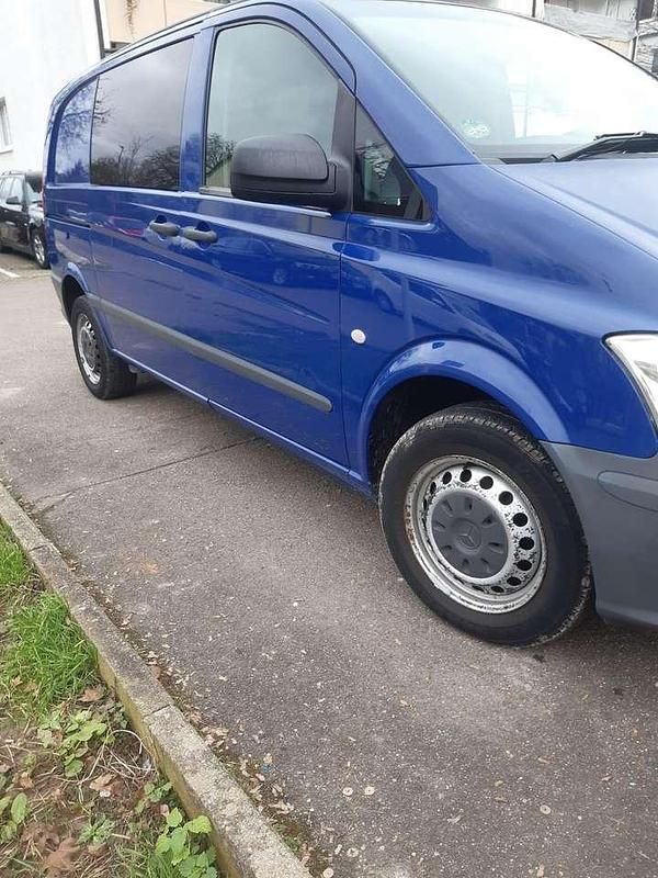 Gebraucht Mercedes Vito 136 PS (100 kW) 2011 Blau Van