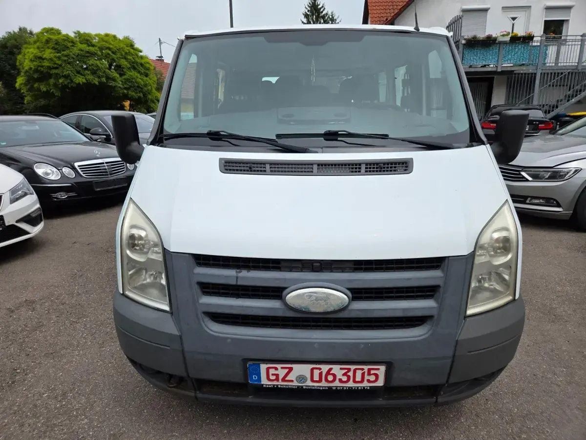 Gebraucht Ford Transit 116 PS (85 kW) 2010 Weiß Van / Kleinbus