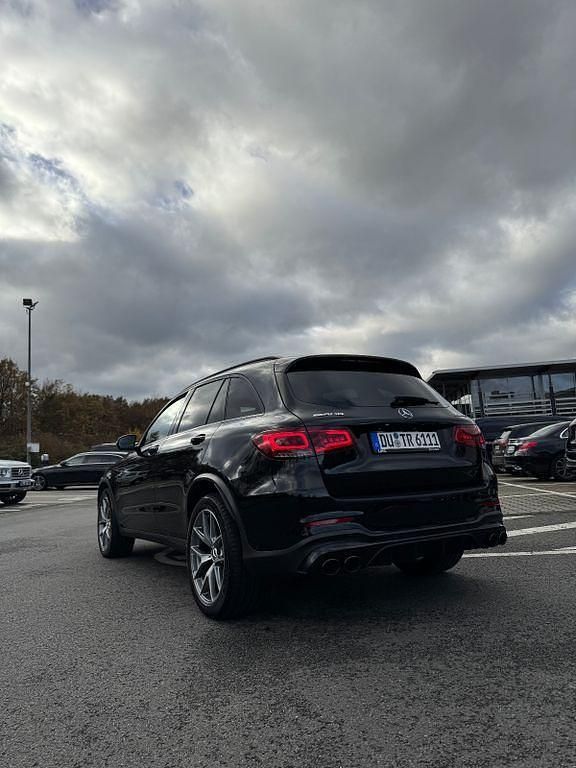 Schwarz Gebraucht 2020 Mercedes GLC43 AMG AMG SUV | 41.100 € (Guter Preis) - Bild 1/4