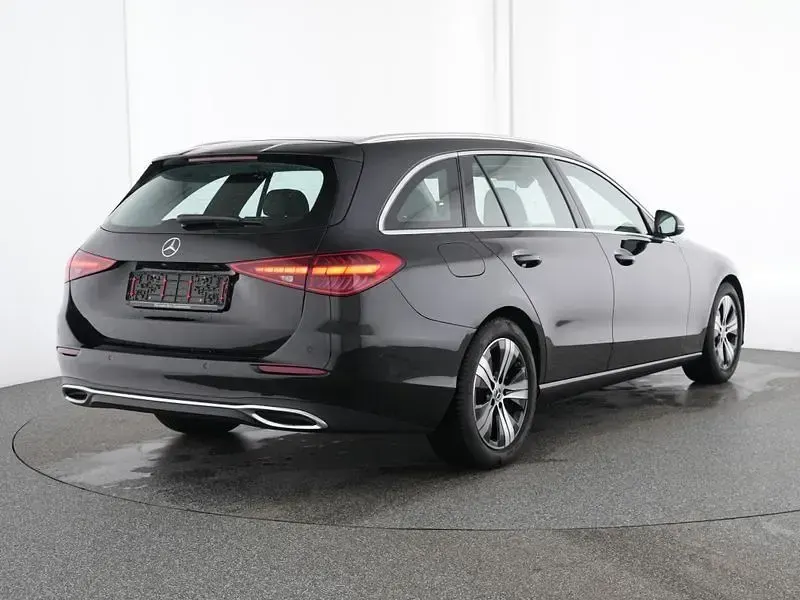 Usata Mercedes C180 Advanced 170 CV (125 kW) 2025 Nero Station wagon