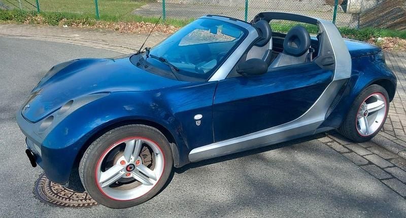 Usado Smart Roadster 82 HP (60 kW) 2003 Azul Cabrios