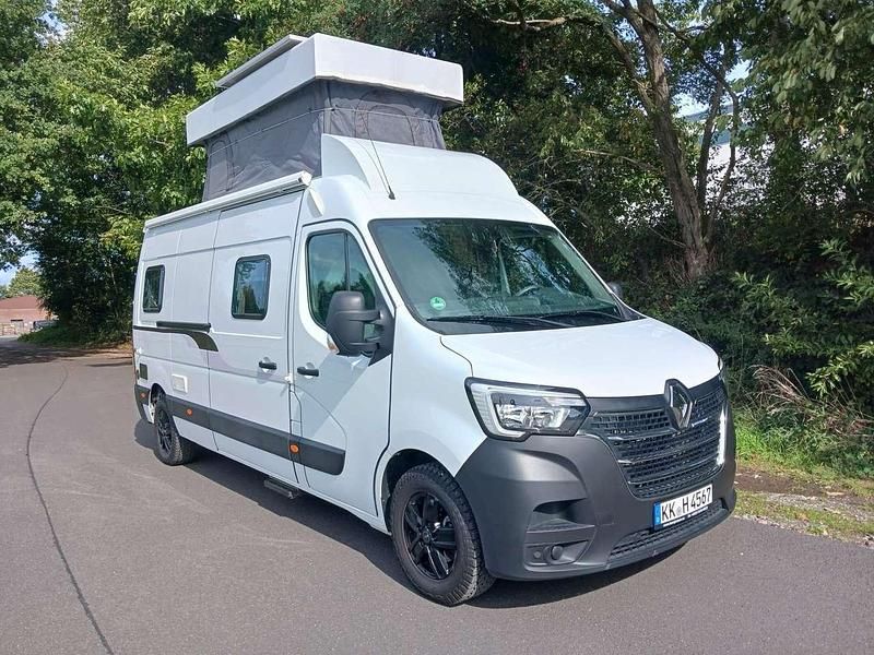 Weiß Gebraucht 2023 Renault Master Van / Kleinbus | 59.500 € - Bild 1/4