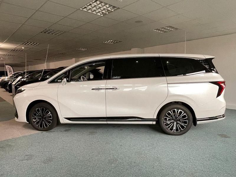 Neu DFSK Forthing 9 245 PS (180 kW) 2025 Weiß Van / Kleinbus