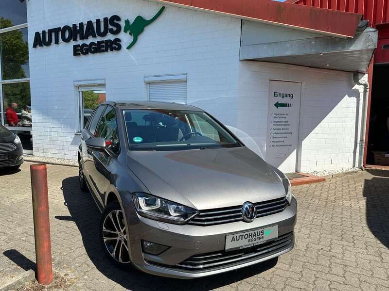 Limestone grey metallic Gebraucht 2016 VW Golf Sportsvan Allstar Van / Kleinbus | 14.890 € (Fairer Preis) - Bild 1/4