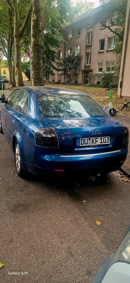 Gebraucht Audi A4 131 PS (96 kW) 2005 Blau Limousine