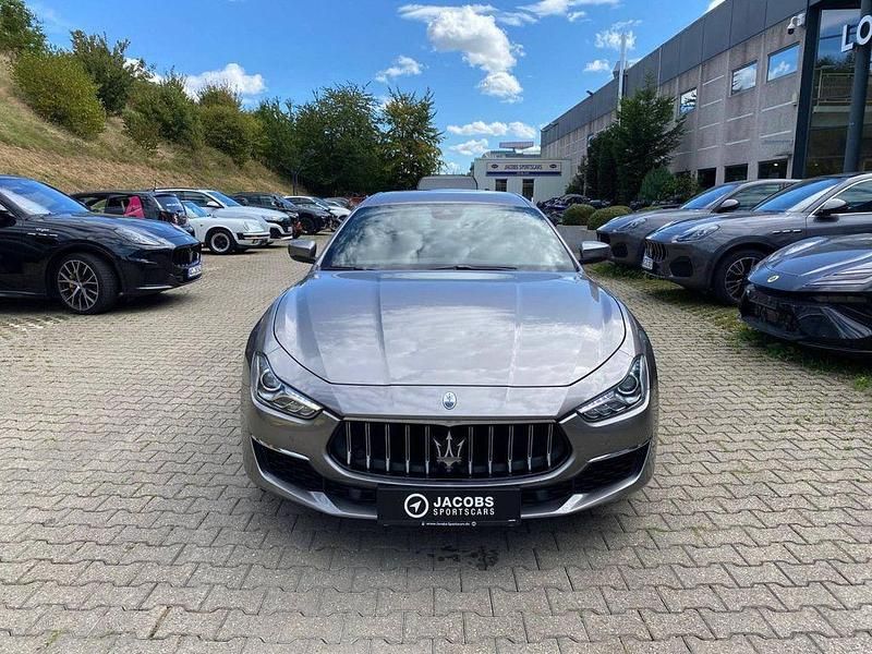 Gebraucht Maserati Ghibli GT 330 PS (242 kW) 2022 Silber Coupé