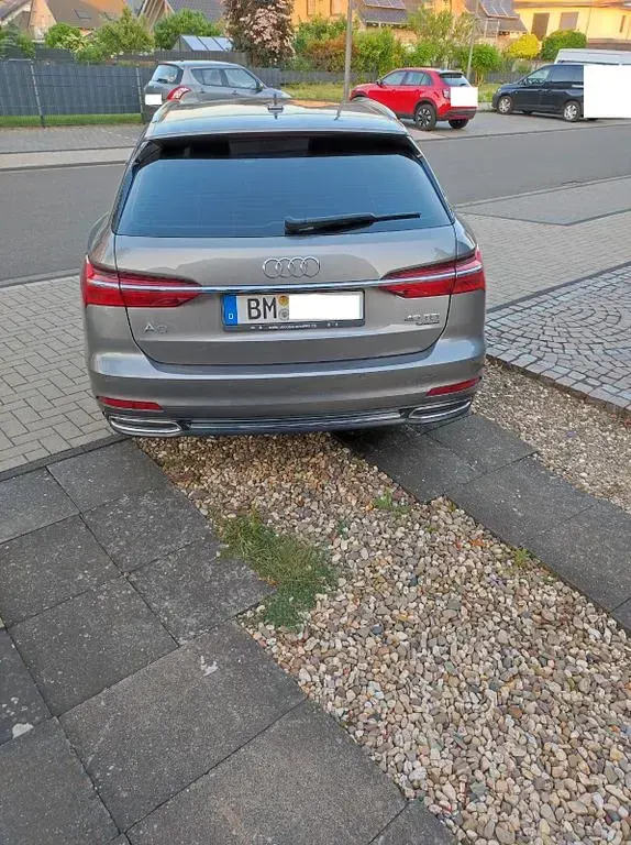 Gebraucht Audi A6 Design 204 PS (150 kW) 2020 Grau Kombi