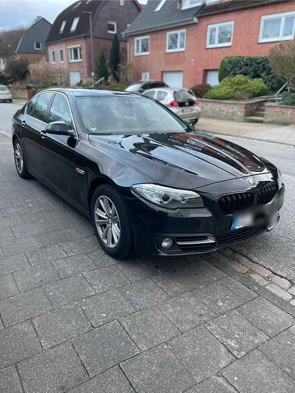 Schwarz Gebraucht 2014 BMW 520 Limousine | 9.800 € (Superpreis) - Bild 1/4