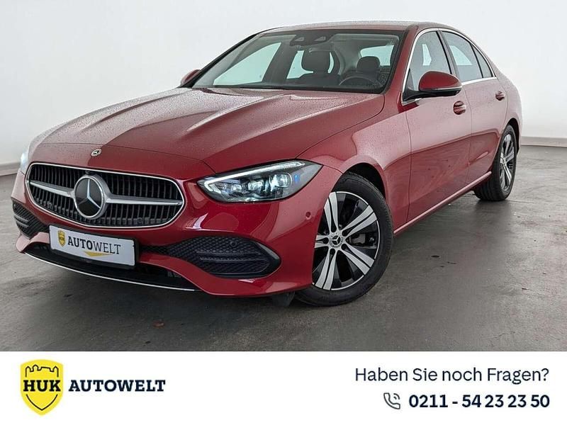 Rot Gebraucht 2023 Mercedes C300 Avantgarde Limousine | 39.960 € (Guter Preis) - Bild 1/3