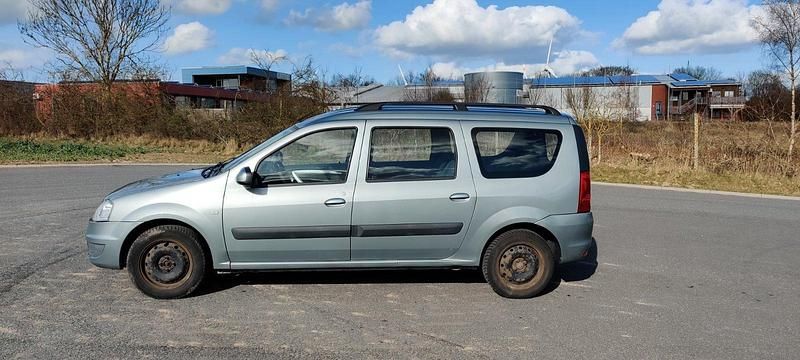 Gebraucht Dacia Logan 105 PS (77 kW) 2009 Silber Kombi