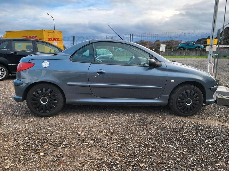 Grau Gebraucht 2007 Peugeot 206 CC Cabrio | 600 € (Superpreis) - Bild 1/4