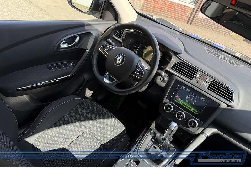 Gebraucht Renault Kadjar Equilibre 116 PS (85 kW) 2023 Grau SUV