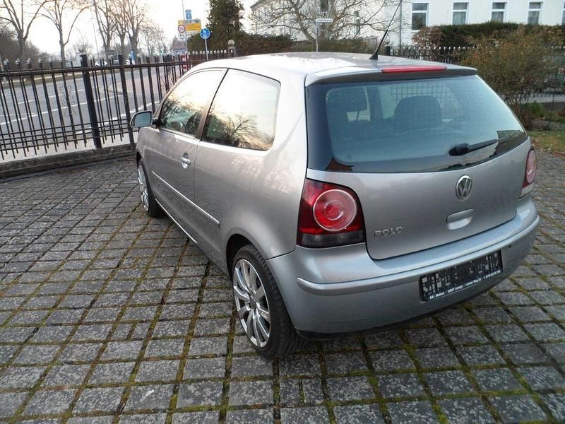 Gebraucht VW Polo Sportline 64 PS (47 kW) 2008 Grau Kleinwagen