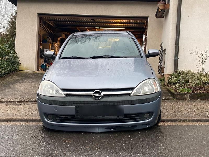 Gebraucht Opel Corsa 58 PS (42 kW) 2003 Silber Kleinwagen
