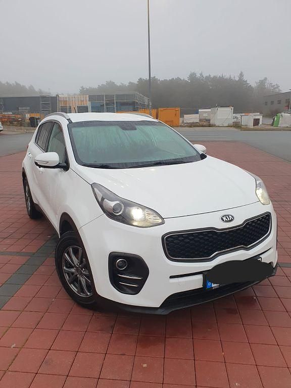 Weiß Gebraucht 2017 Kia Sportage Edition 7 SUV | 12.000 € (Fairer Preis) - Bild 1/4