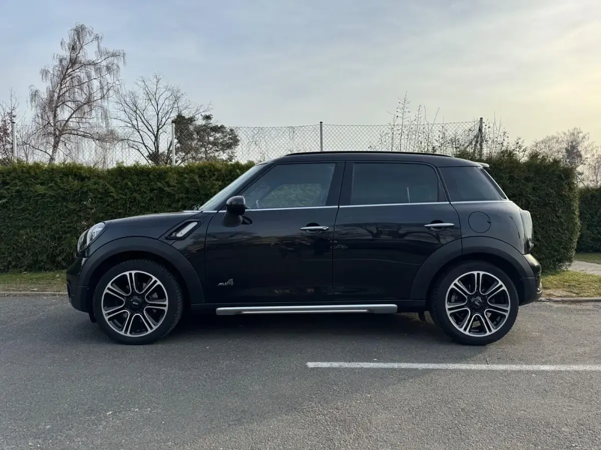 Second-hand Mini Cooper S 190 CP (139 kW) 2015 Negru Hatchback