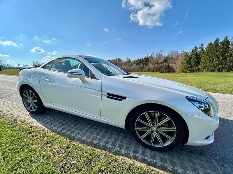 Gebraucht Mercedes SLK250 204 PS (150 kW) 2015 Weiß Cabrio