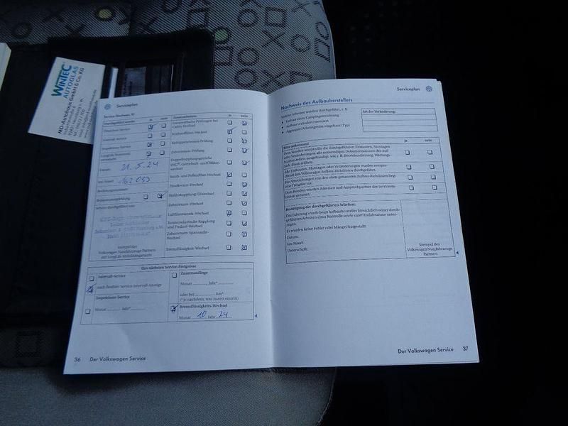 Gebraucht VW T5 Trendline 131 PS (96 kW) 2008 Rot Van