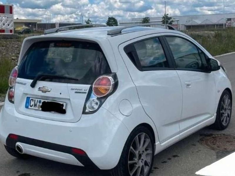 Gebraucht Chevrolet Spark LTZ 82 PS (60 kW) 2012 Weiß Kleinwagen