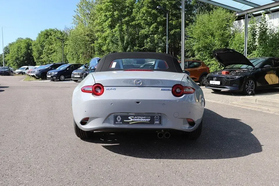 Neu Mazda MX5 Exclusive-Line 132 PS (97 kW) 2026 Cabrio