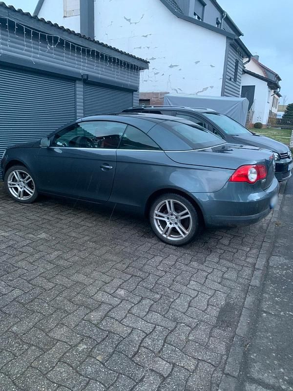 Gebraucht VW Eos 140 PS (102 kW) 2008 Rot Cabrio