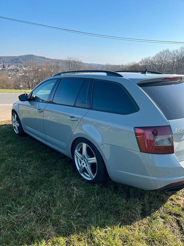 Gebraucht Skoda Octavia RS 230 PS (169 kW) 2017 Grau Kombi