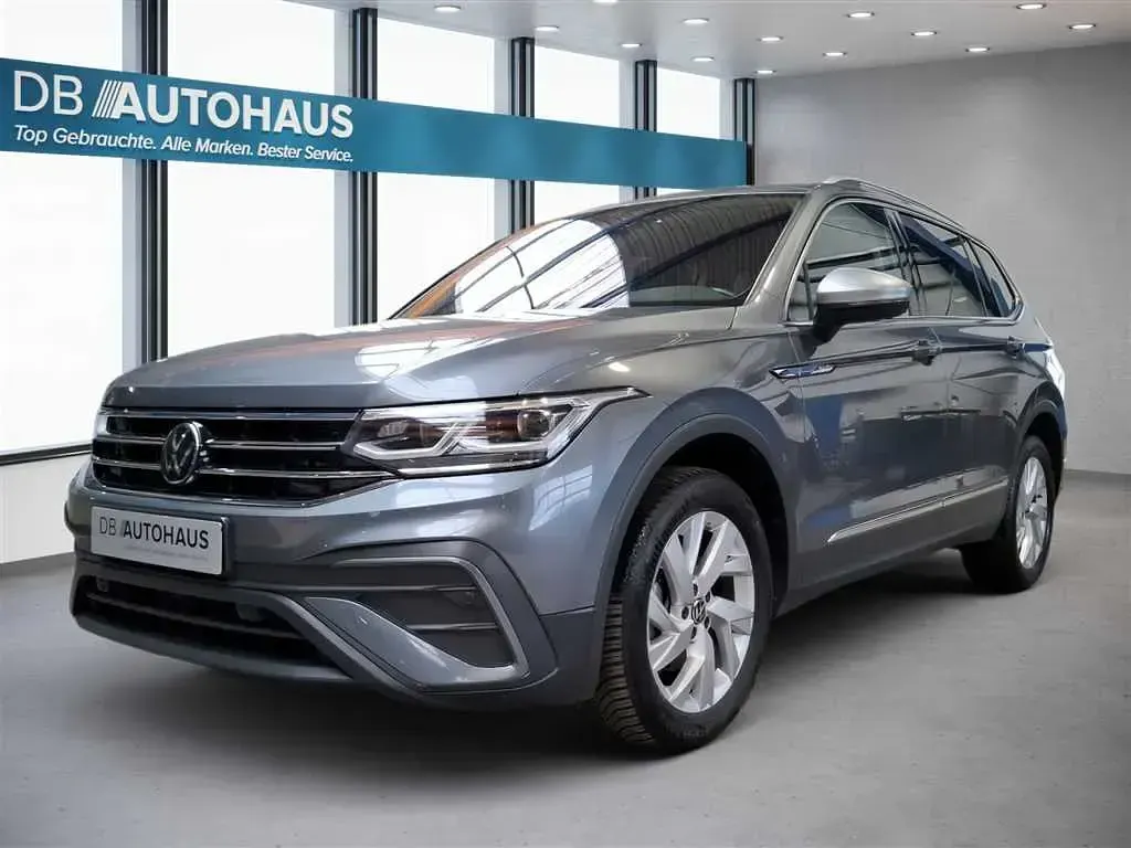 Gebraucht VW Tiguan Allspace Life 150 PS (110 kW) 2025 SUV