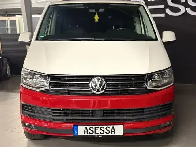 Używany VW Caravelle 204 KM (150 kW) 2015 Biały Van