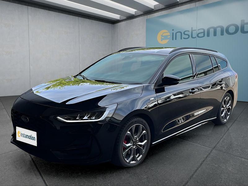 Schwarz Gebraucht 2023 Ford Focus Kombi | 21.749 € (Guter Preis) - Bild 1/4
