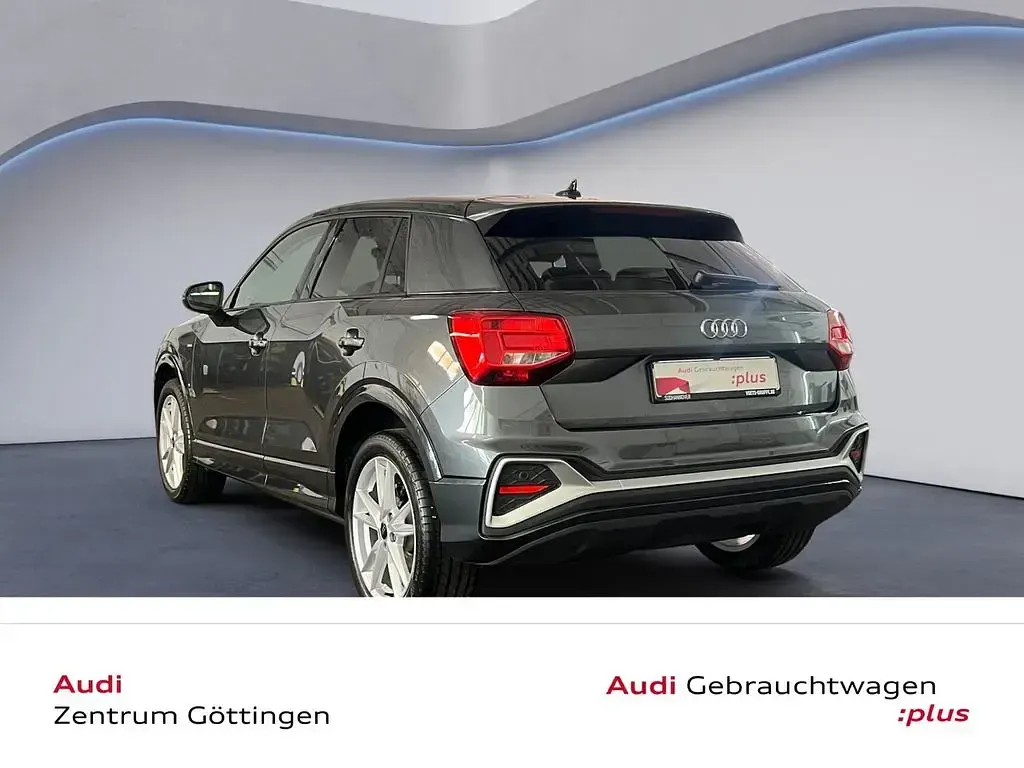 Gebraucht Audi Q2 S-Line 116 PS (85 kW) 2025 Grau SUV