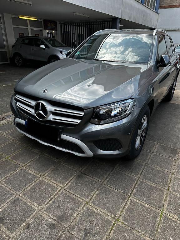 Gebraucht Mercedes GLC220 170 PS (125 kW) 2018 Grau SUV