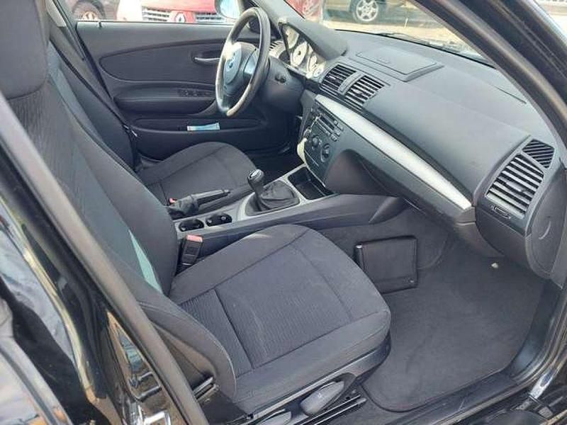 Gebraucht Toyota RAV4 125 PS (91 kW) 2003 Silver metallic / silver ash SUV